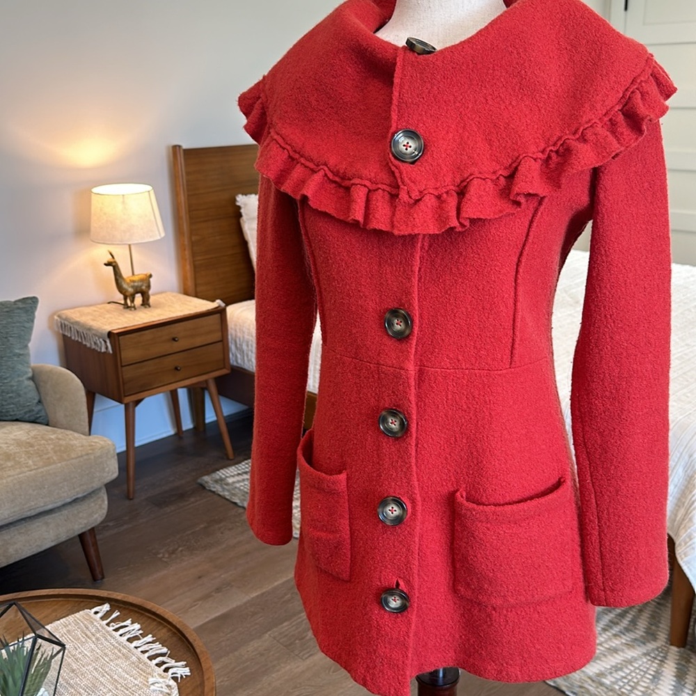 HWR felt burnt orange coat - Picture 2 of 9